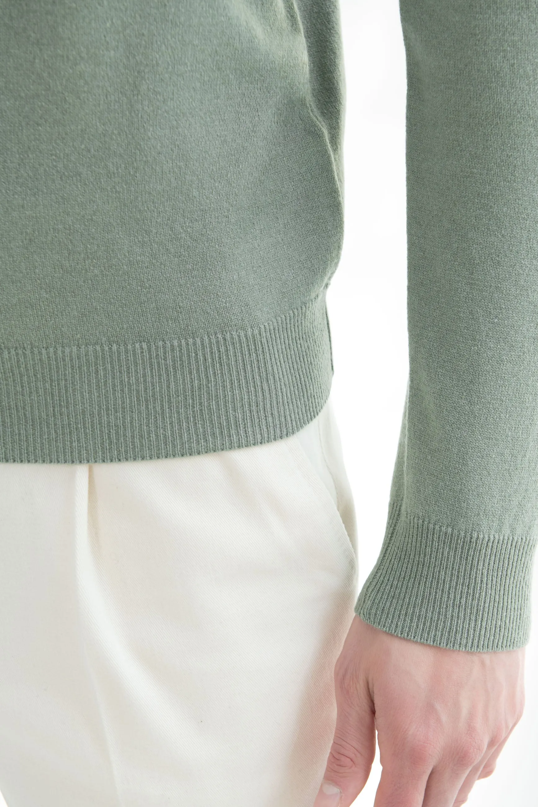 Sage cashmere turtleneck – Made in italy