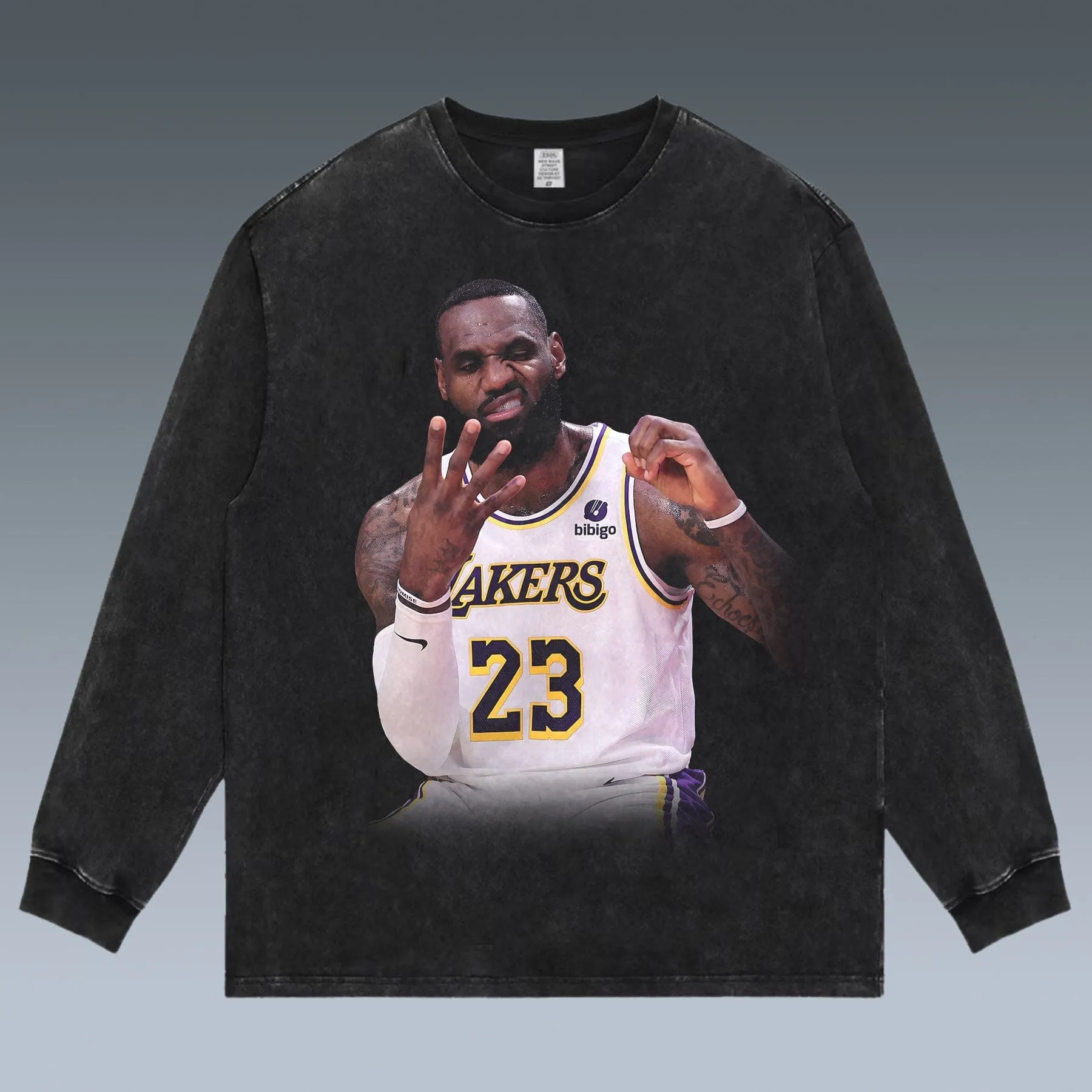 VINTAGE LONG SLEEVE TEE | LEBRON JAMES 40000