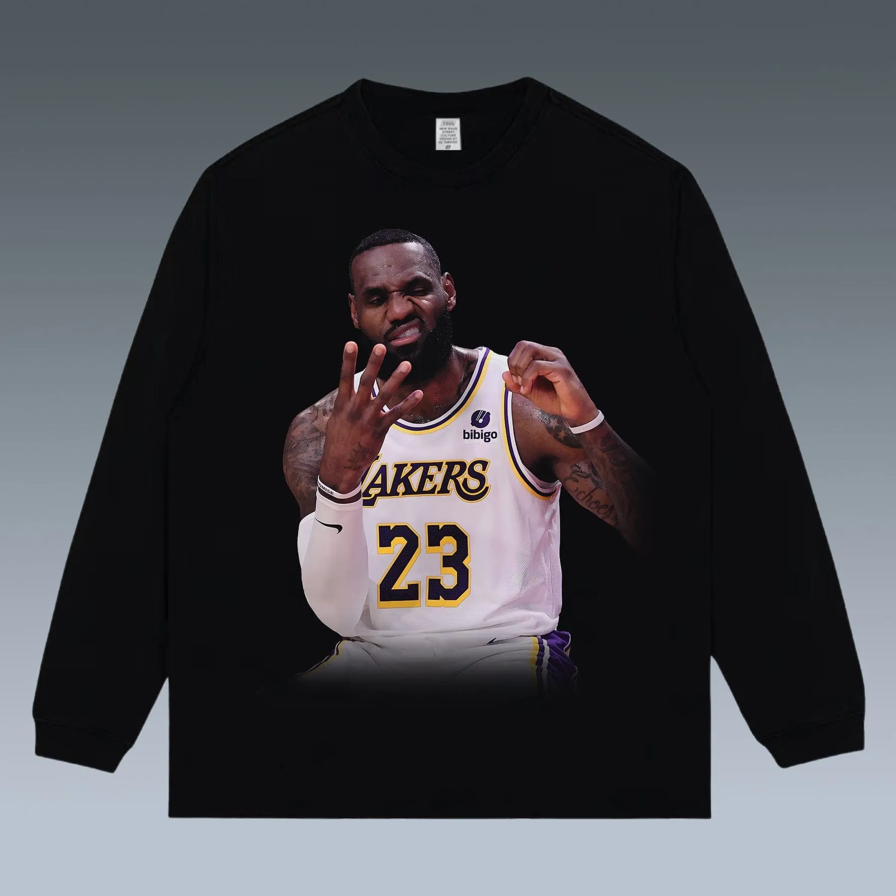 VINTAGE LONG SLEEVE TEE | LEBRON JAMES 40000